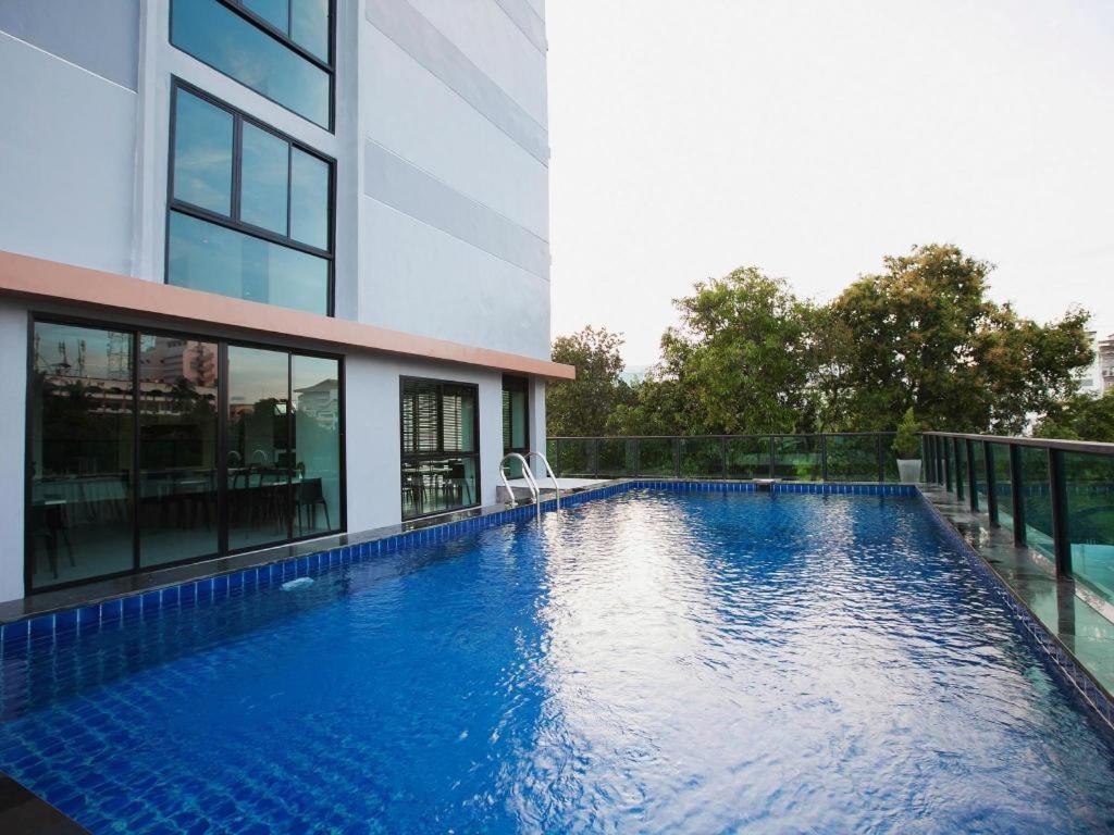 B2 South Pattaya Premier Hotel Exterior foto